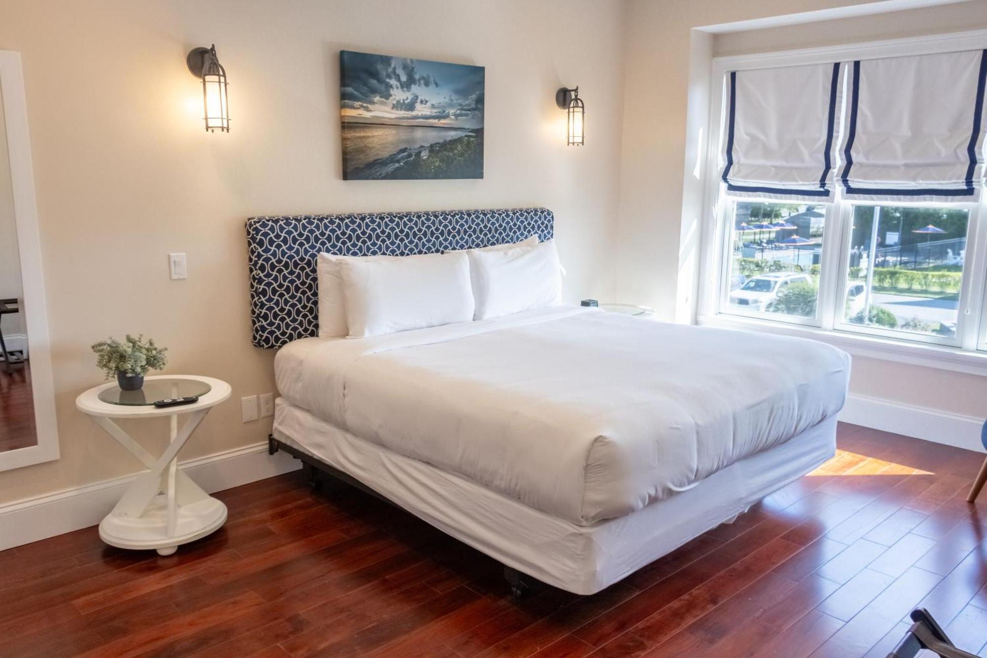The East Island Reserve Hotel Middletown Bagian luar foto